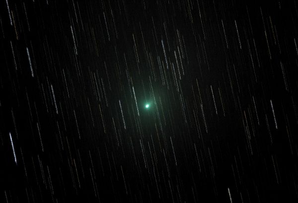 Komet Hartley am 9. / 10.10.10 im Perseus