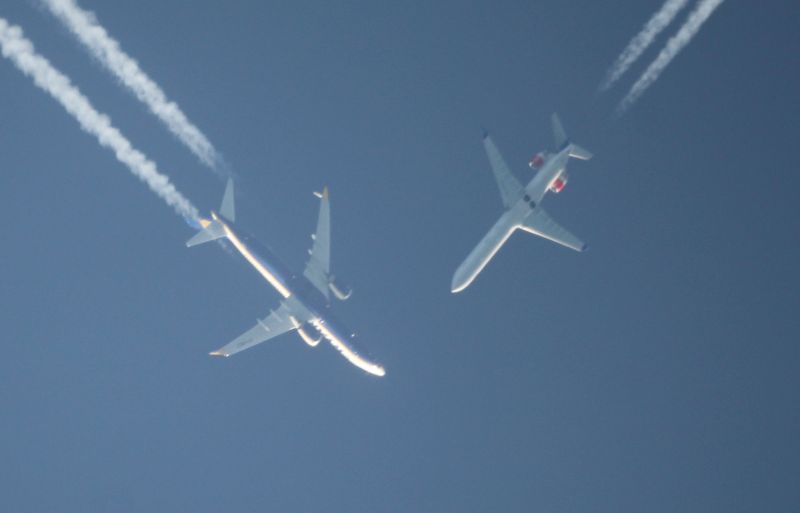 Bibel, Himmelswunder, Nachricht aus Osaka: Neutrinosturm 11.3.2025, Kollision zweier supermassiver schwarzer L�cher in Galaxienhaufen Abell 2142 A2142 in CrB / Corona Borealis / N�rdliche Krone am 21.4.2025 um 0:23:46,8 UT, Gamma-Ray-Burst (Gammablitz) GRB, Neutrinoblitz, Neutrinosturm, Neutrinotsunami, Blazar, Inaktives Schwarzes Loch primordiales Schwarzes Loch, Black Hole, Trou Noir, Agujero Negro, Gravitationslinse, Kein Me�fehler - Irrtum - Scherz - Hoax, Jahrtausend-Komet, Jahrmilliarden-Komet, Ewigkeits-Komet, James-Webb-Teleskop, James-Webb-Weltraumteleskop, James Webb Space Telescope, Spaceraft Juno, Spaceprobe Juno, Jupiter Probe Juno, NASA-Raumsonde Juno, Jupitersonde Juno, EMP, Gro�e Warnung von Garabandal, Schwarzes Loch Jupitermond Europa 2024, Jupiter-Mond Europa hat Bahnst�rungen Jupiter-Explosion 9.11.2025 / 11.11.2025 / 25.12.2025 0:23:46,8 UT, Schwarzes Loch Turiner Skala erst 1 - 2 - 6 - 7 - dann 10, Gravitationslinse, Einstein-Ringe, Einstein-Kreuz, Higgs-Teilchen, Gottesteilchen, Neutrinos, Neutrinosturm, Neutrino Storm, Super-Kamiokande, Gravitationswellen KAGRA, Hypernova, Mega-Kollision am Himmel im Sternbild Bootes (B�renh�ter) im Jahr 2025: 2 supermassive schwarze L�cher in Galaxie SSDS J1430+2303, Kuiper-G�rtel, Asteroiden-G�rtel, CERN, Sonnensturm, Sternschnuppensturm, Meteorsturm, Au�erirdische, UFOs, Stromausfall, Blackout, Naturkatastrophen, Kein Planet X, Nibiru, Roter Riese Beteigeuze Supernova-Explosion Ausbruch im Orion, Polarlichter, Kernkollaps-Supernova Typ II, Sonnenfinsternis, Mondfinsternis, Israel, Iran, Ru�land, Nordkorea, Japan, Osaka, USA, Washington, New York, Manhattan, Wall Street, NYSE, 8:46:23 EDT, 0:23:46,8 UT, 23:46:48 MESZ, San Francisco, Rom, Vatikan, Petersdom, Papst Franziskus, Putsch, Senat, Repr�sentantenhaus, Kongress, Donald Trump, Joe Biden, Air Force One, Wladimir Putin, Benjamin Netanjahu, Erdogan, Kim Yong Un, Nordkorea, Kriegsrecht, Rockwell Boeing B-1 Lancer, B-2 Spirit, Messias, Antichrist, Fu�ball-Wunder, Lotto-Wunder Deutschland, Papst - Prophezeiungen Malachias, Papst-R�cktritt, Verschw�rungstheoretiker, Nostradamus, Prophezeiungen Alois Irlmaier + Baba Wanga, ISIS, Der Gro�e Monarch, Wiederkunft Elia, Schilo, Entr�ckung, Gog und Magog Krieg, Apokalypse, Offenbarung des Johannes, Gematrie, Numerologie, Kirche, Synagoge, Tempelberg, al-Chidr, Ilyas, Mahdi, Dajjal, Christen, Juden, Moslems, Islam, Tierschutzpartei Bundestagswahl, Goldstandard, Brexit, CERN, Cyber-Angriff, B�ndnisfall NATO, Neutrinosturm in Super- Kamiokande Ursache: Jupitermond Europa durch Schwarzes Loch verschluckt, Schwarzlochkomet, Schwarzloch-Komet, Blackholecomet, Black-hole-comet, Schurkenplanet, Schwarzes Schurkenloch, Jupiter-Explosion Rotbrauner Zwerg, Braunroter Zwerg, Roter Zwerg, Brauner Zwerg, Brownout Blackout Europa + weltweit, Schwarzes Loch verschluckt Mars, Kippen der Erdachse 30.5.2027, 153, J�disches Jahr 5785,  30.1.2025, 11.3.2025, 13.3.2025, 14.3.2025, 29.3.2025, 12.4.2025, 13.4.2025, 15.4.2025, 21.4.2025, Aktien-Crash 22.4.2025, 26.4.2025, 28.4.2025, 30.9.2037, 19.7.2040, 13.3.2041, 16. / 17.3.2041, 24.8.2044, 23.9.2044, 7.11.2044, 9.11.2044, 23.4.2068, 30.5.3088