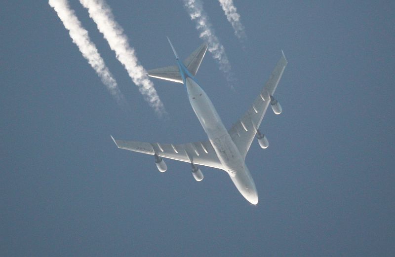 Martinair Boeing 747 in Sonnenb�hl-Genkingen, Landkreis Reutlingen, Baden-W�rttemberg  --- Bibel, Himmelswunder, Nachricht aus Osaka: Neutrinosturm 10.3.2025 11.3.2025 12.3.2025 13.3.2025, Kollision zweier supermassiver schwarzer L�cher in Galaxienhaufen Abell 2142 A2142 in CrB / Corona Borealis / N�rdliche Krone am 21.4.2025 um 0:23:46,8 UT, Gamma-Ray-Burst (Gammablitz) GRB, Neutrinoblitz, Neutrinosturm, Neutrinotsunami, Blazar, Inaktives Schwarzes Loch primordiales Schwarzes Loch, Black Hole, Trou Noir, Agujero Negro, Gravitationslinse, Kein Me�fehler - Irrtum - Scherz - Hoax, Jahrtausend-Komet, Jahrmilliarden-Komet, Ewigkeits-Komet, James-Webb-Teleskop, James-Webb-Weltraumteleskop, James Webb Space Telescope, Spaceraft Juno, Spaceprobe Juno, Jupiter Probe Juno, NASA-Raumsonde Juno, Jupitersonde Juno, EMP, Gro�e Warnung von Garabandal, Schwarzes Loch Jupitermond Europa 2025, Jupiter-Mond Europa hat Bahnst�rungen Jupiter-Explosion 9.11.2025 / 11.11.2025 / 25.12.2025 0:23:46,8 UT, Schwarzes Loch Turiner Skala erst 1 - 2 - 6 - 7 - dann 10, Gravitationslinse, Einstein-Ringe, Einstein-Kreuz, Higgs-Teilchen, Gottesteilchen, Neutrinos, Neutrinosturm, Neutrino Storm, Super-Kamiokande, Gravitationswellen KAGRA, Hypernova, Mega-Kollision am Himmel im Sternbild Bootes (B�renh�ter) im Jahr 2025: 2 supermassive schwarze L�cher in Galaxie SSDS J1430+2303, Kuiper-G�rtel, Asteroiden-G�rtel, CERN, Sonnensturm, Sternschnuppensturm, Meteorsturm, Au�erirdische, UFOs, Stromausfall, Blackout, Naturkatastrophen, Kein Planet X, Nibiru, Roter Riese Beteigeuze Supernova-Explosion Ausbruch im Orion, Polarlichter, Kernkollaps-Supernova Typ II, Sonnenfinsternis, Mondfinsternis, Israel, Iran, Ru�land, Nordkorea, Japan, Osaka, USA, Washington, New York, Manhattan, Wall Street, NYSE, 8:46:23 EDT, 0:23:46,8 UT, 23:46:48 MESZ, San Francisco, Rom, Vatikan, Petersdom, Papst Franziskus, Putsch, Senat, Repr�sentantenhaus, Kongress, Donald Trump, Joe Biden, Air Force One, Wladimir Putin, Benjamin Netanjahu, Erdogan, Kim Yong Un, Nordkorea, Kriegsrecht, Rockwell Boeing B-1 Lancer, B-2 Spirit, Messias, Antichrist, Fu�ball-Wunder, Lotto-Wunder Deutschland, Papst - Prophezeiungen Malachias, Papst-R�cktritt, Verschw�rungstheoretiker, Nostradamus, Prophezeiungen Alois Irlmaier + Baba Wanga, ISIS, Erwin Teufel gestorben Tod 10.3.2025 11.3.2025 12.3.2025 13.3.2025, Der Gro�e Monarch, Wiederkunft Elia, Schilo, Entr�ckung, Gog und Magog Krieg, Apokalypse, Offenbarung des Johannes, Gematrie, Numerologie, Kirche, Synagoge, Tempelberg, al-Chidr, Ilyas, Mahdi, Dajjal, Christen, Juden, Moslems, Islam, Tierschutzpartei Bundestagswahl, Susanne Daubner Lachanfall Tagesschau Abbruch, Goldstandard, Brexit, CERN, Cyber-Angriff, B�ndnisfall NATO, Neutrinosturm in Super- Kamiokande Ursache: Jupitermond Europa durch Schwarzes Loch verschluckt, Schwarzlochkomet, Schwarzloch-Komet, Blackholecomet, Black-hole-comet, Schurkenplanet, Schwarzes Schurkenloch, Jupiter-Explosion Rotbrauner Zwerg, Braunroter Zwerg, Roter Zwerg, Brauner Zwerg, Brownout Blackout Europa + weltweit, Schwarzes Loch verschluckt Mars, Kippen der Erdachse 30.5.2027 / 2028, 153, J�disches Jahr 5785, 23.2.2025, 11.3.2025, 13.3.2025, 14.3.2025, 29.3.2025, 12.4.2025, 13.4.2025, 15.4.2025, 21.4.2025, Aktien-Crash 22.4.2025, 26.4.2025, 28.4.2025, 30.9.2037, 19.7.2040, 13.3.2041, 16. / 17.3.2041, 24.8.2044, 23.9.2044, 7.11.2044, 9.11.2044, 23.4.2068, 30.5.3088