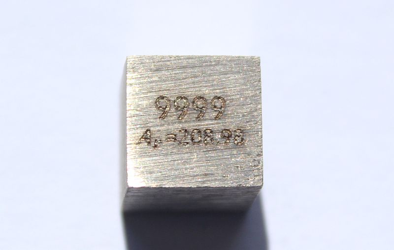 Wismut-Dichtew�rfel Bismuth Density Cube 1cm3 ca. 99,99%