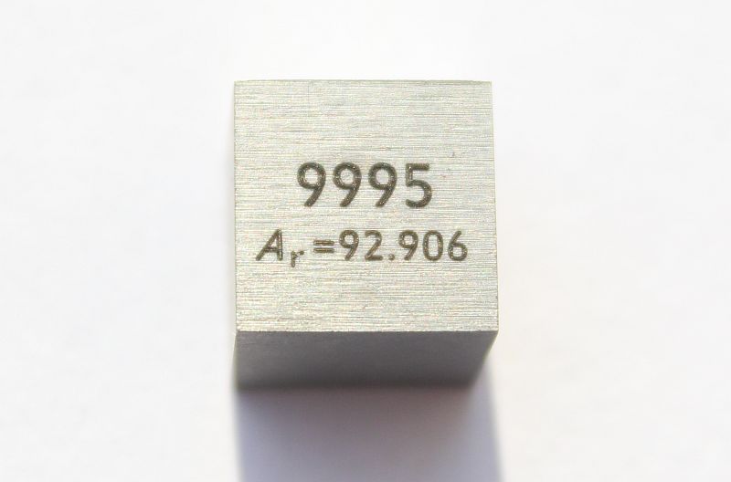 Niob-Dichtew�rfel Niobium Density Cube 1cm3 ca. 99,95%
