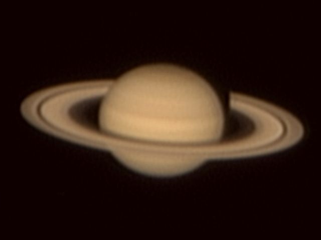 Au�er dem Saturn haben auch Jupiter, Uranus und Neptun schwache Ringe